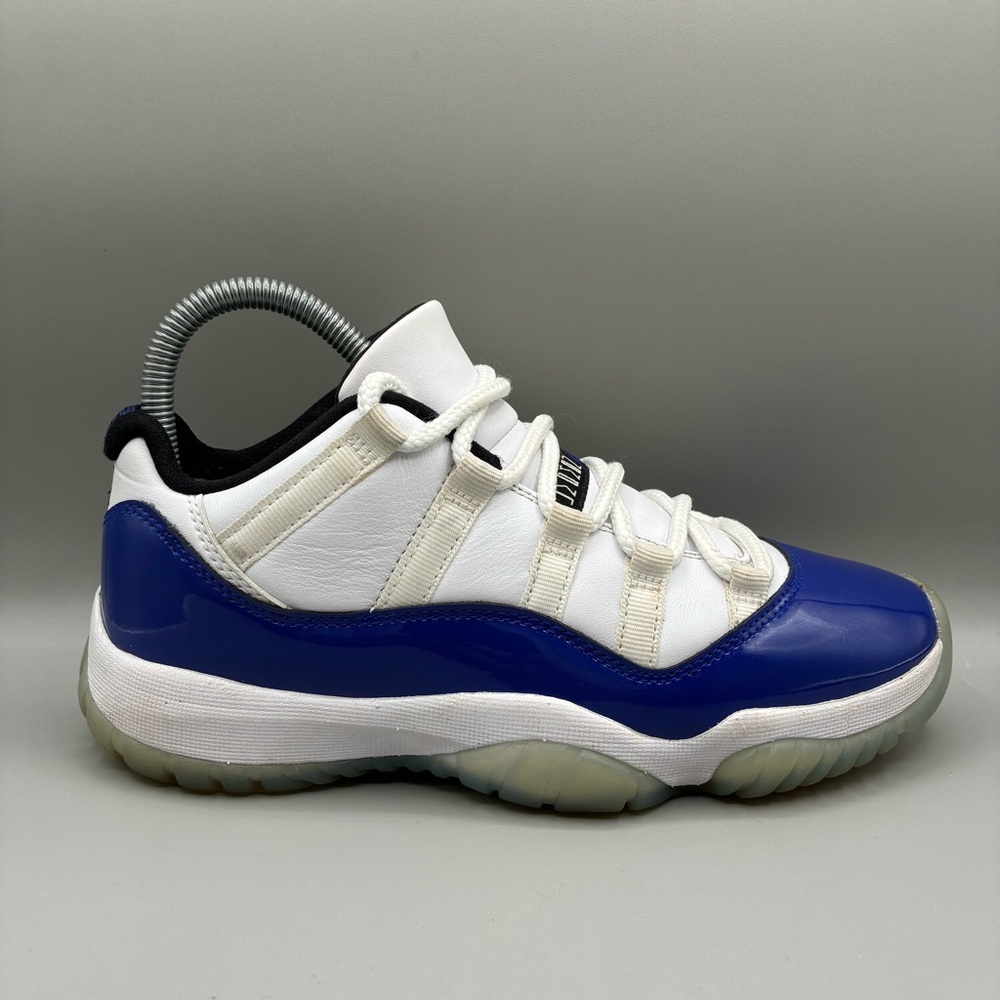 Nike Air Jordan 11 Retro Low Wonen’s 6.5 Concord Sketch Basketball AH7860-100